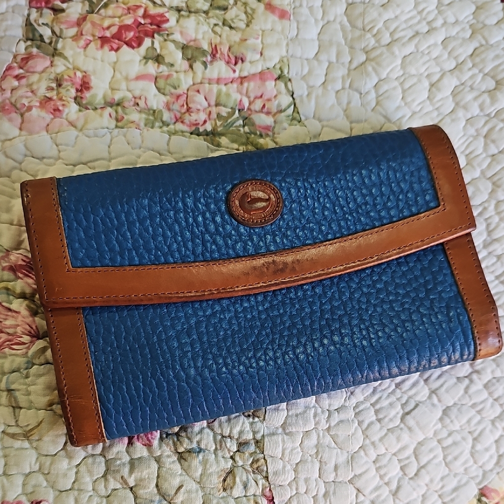 Vintage Dooney & Bourke AWL French Blue Wallet - Picture 13 of 13